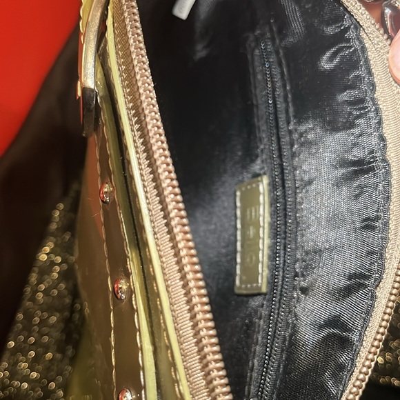 Metallic khaki Purse - Picture 4 of 6